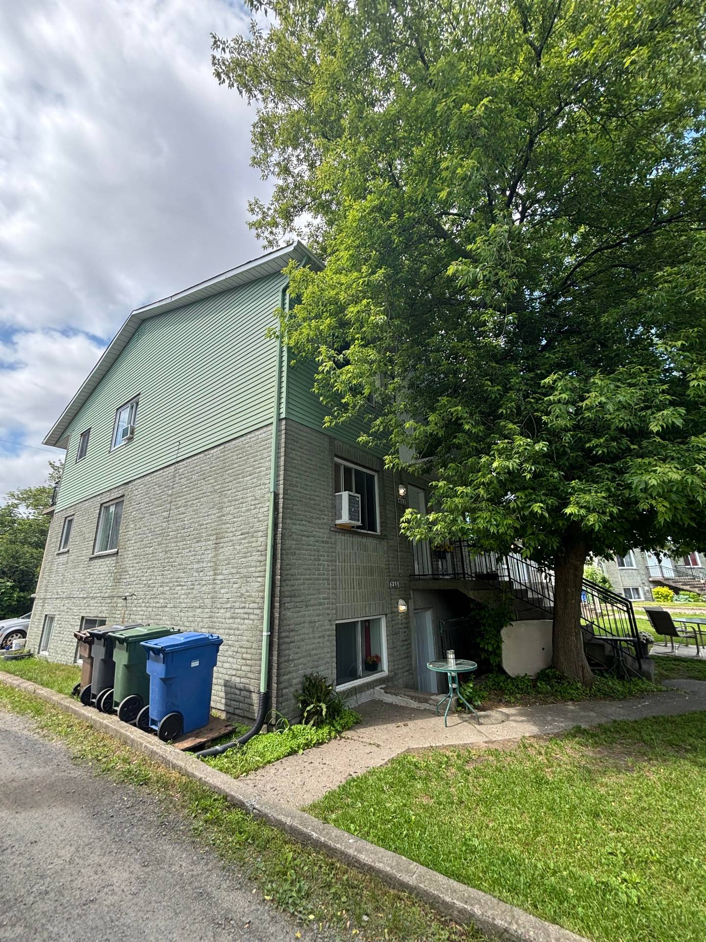 Average Rent In Westmount